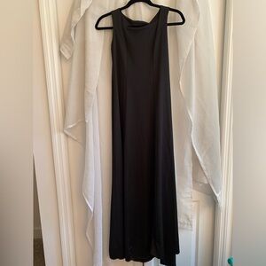 Formal Fashions Inc Black Dress, 00